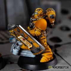 Heresy Shoulder Pads - Clean