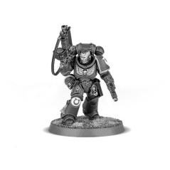Space Marines Primaris Lieutenant with Bolt Rifle